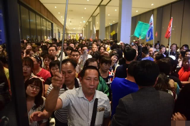 你瞅啥？外星人 产品图片