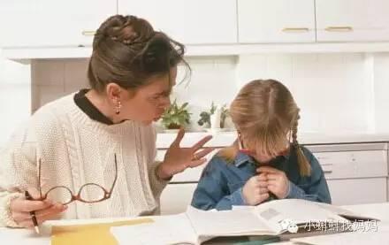 傘頭和他的女人 视频缩略图