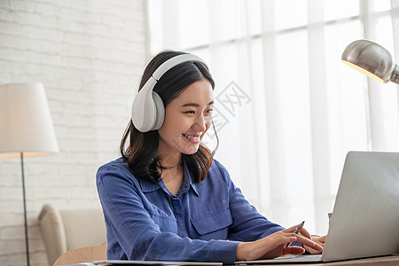 伯納德行動（原聲版） 视频截图