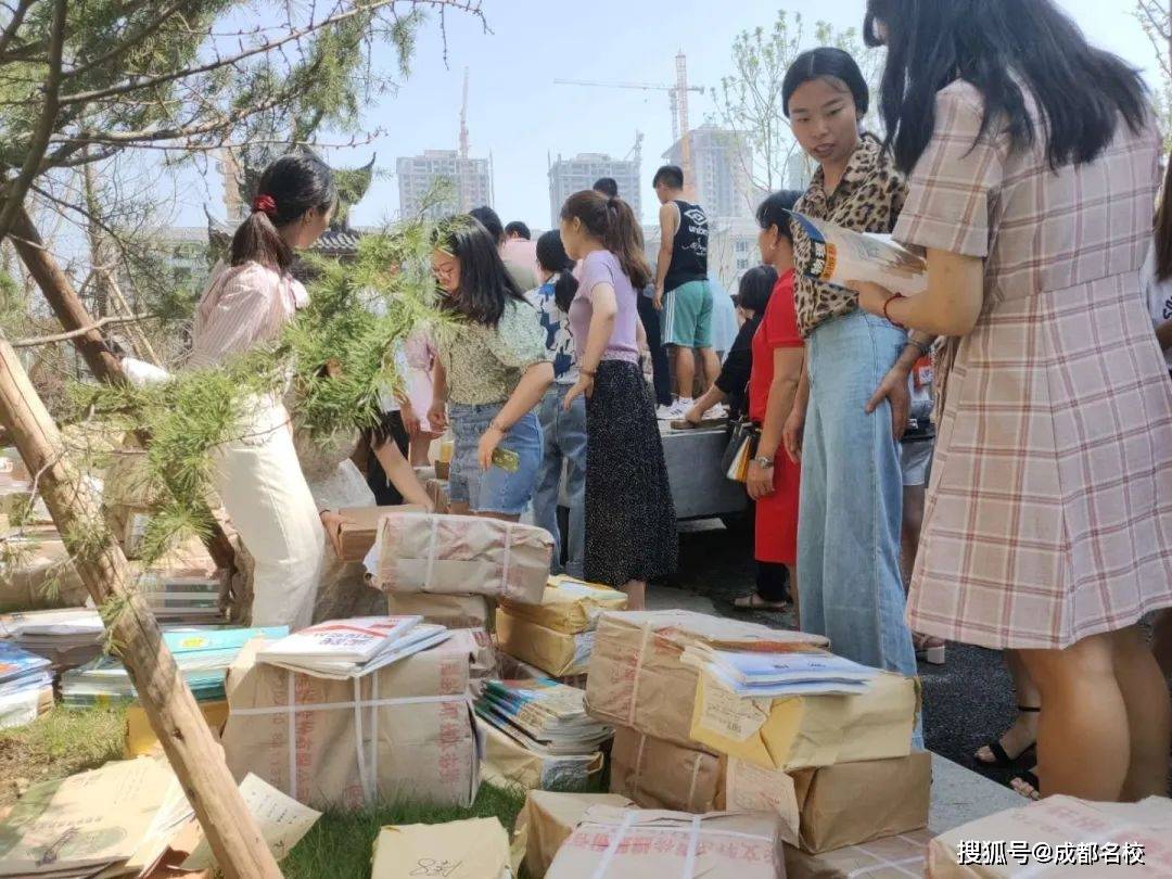 借著雨點說愛你 视频截图