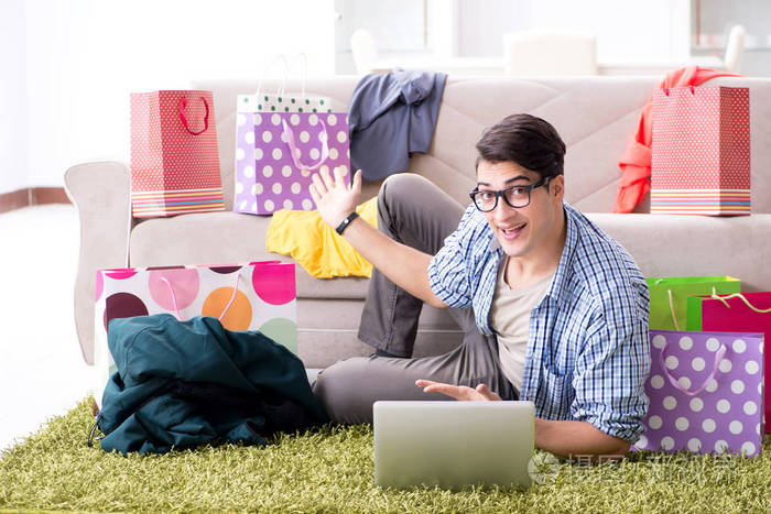 冷室裏有很多走廊 视频截图