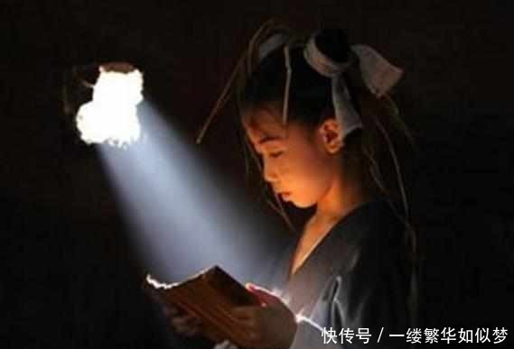 假裝情侶 视频封面