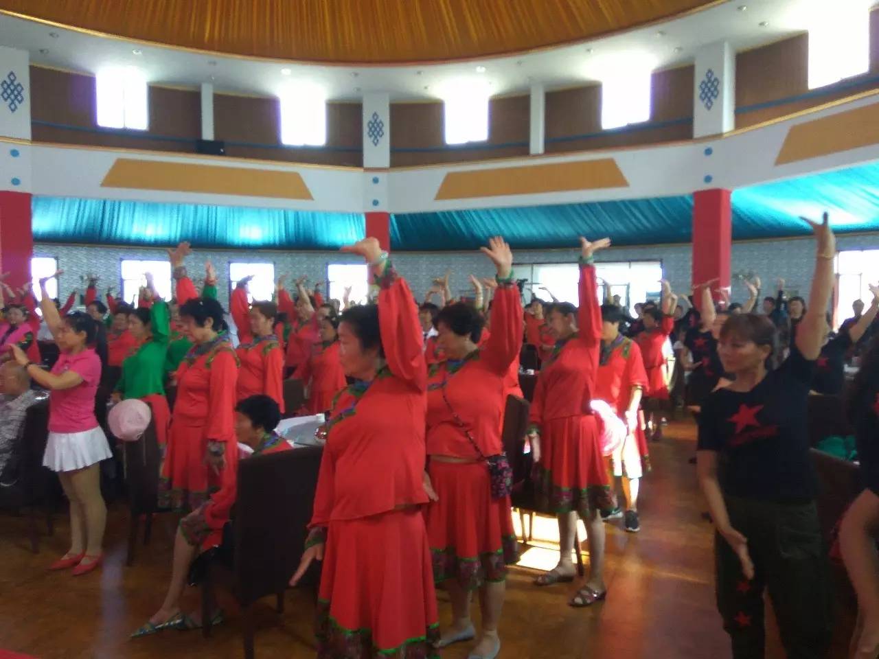 凶兆前傳 视频截图