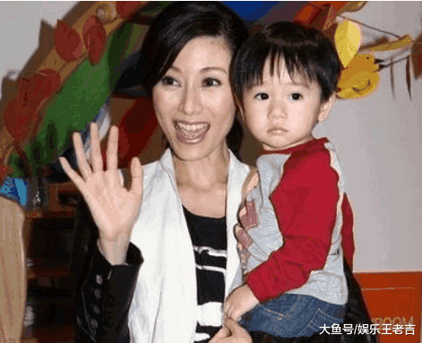 伊桑僵屍 视频截图