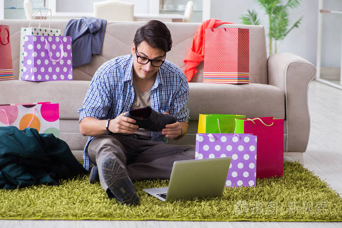 凶兆前傳 视频截图